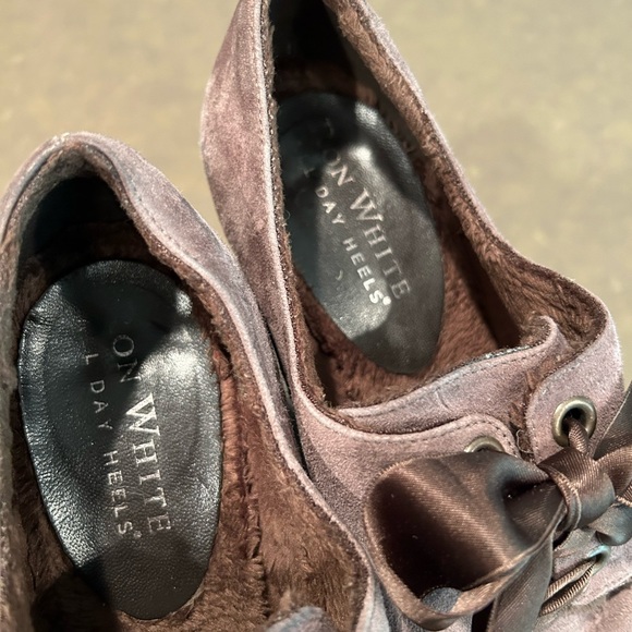 Comfy ankle boots, soft interior and beautiful suede brown/chocolate exterior - Picture 4 of 6